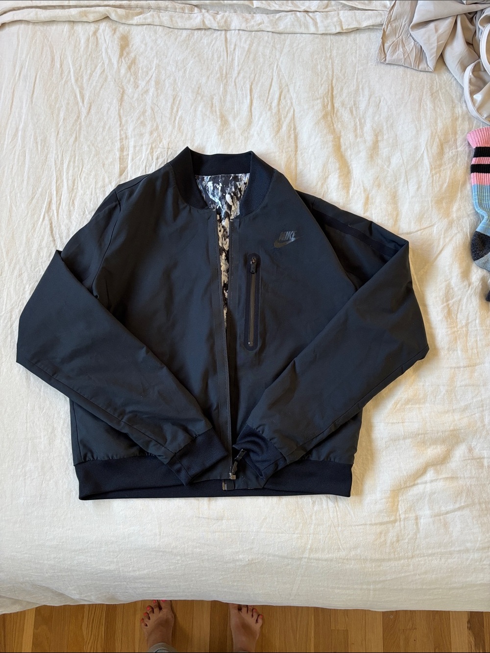 Nike Reversible Jacket Womens small Black White Bonded Woven Bomber Full Zip
